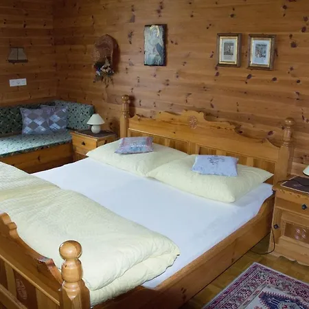 Haushell Strass im Zillertal