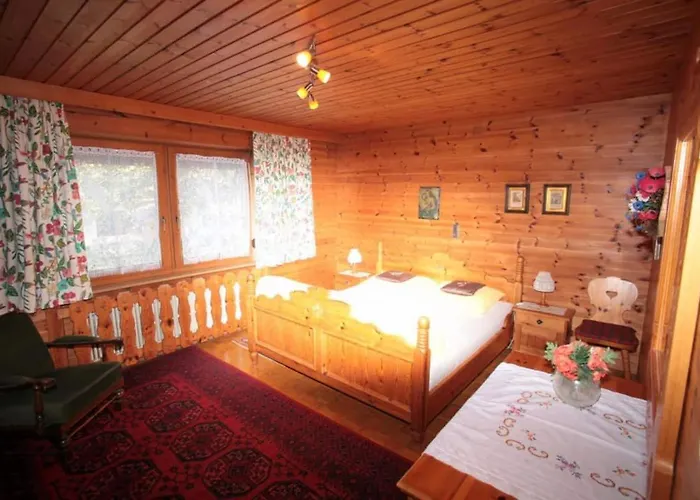 Haushell * シュトラス・イム・ツィラータール