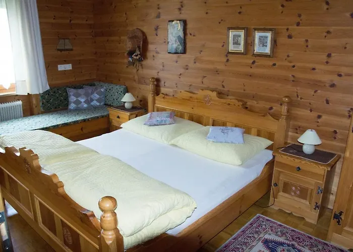 Haushell 齐勒谷地施特拉斯